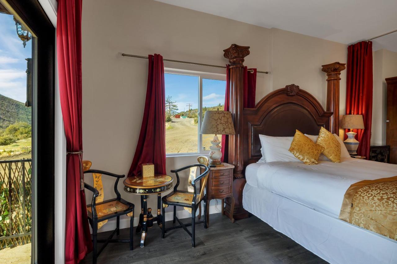 Quiet Mind Mountain Lodge, Retreat & Spa جوليان المظهر الخارجي الصورة