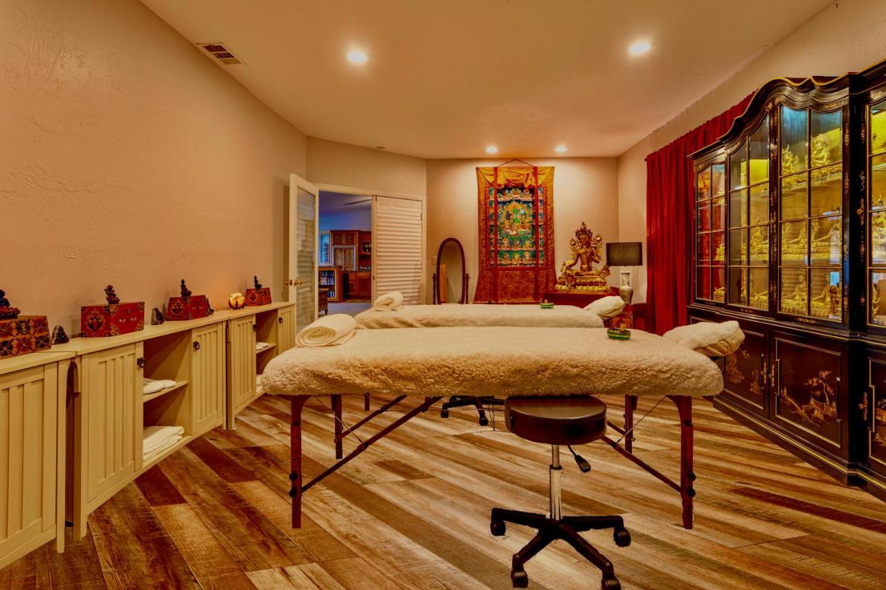 Quiet Mind Mountain Lodge, Retreat & Spa جوليان المظهر الخارجي الصورة